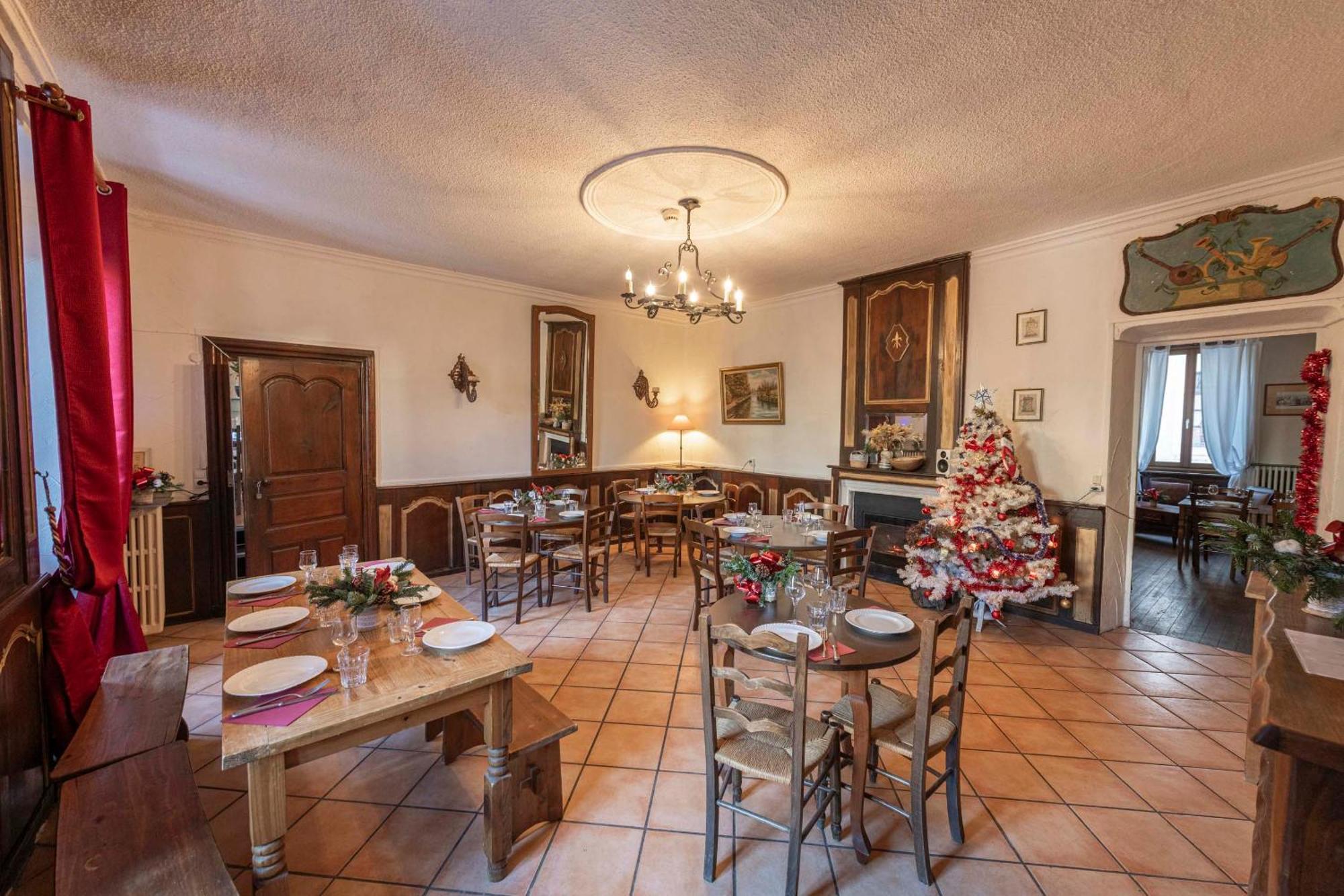 Auberge De L'Echauguette Mont-Dauphin Buitenkant foto