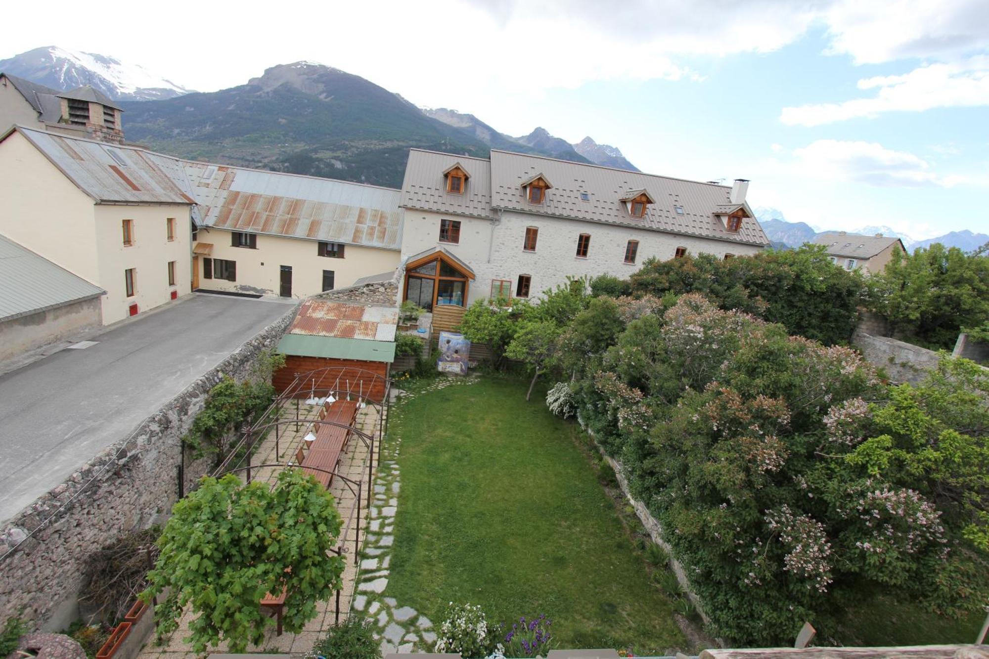 Auberge De L'Echauguette Mont-Dauphin Buitenkant foto