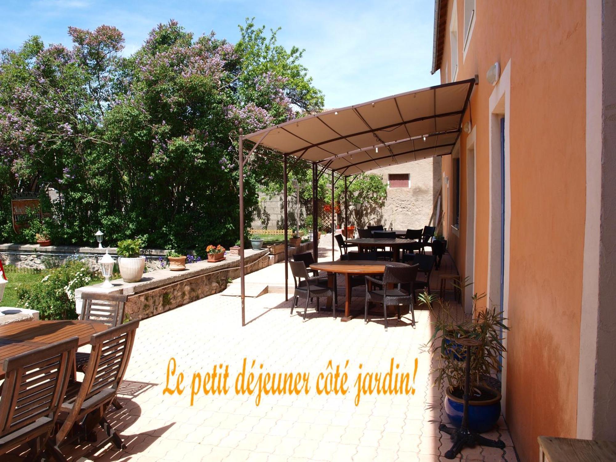 Auberge De L'Echauguette Mont-Dauphin Buitenkant foto