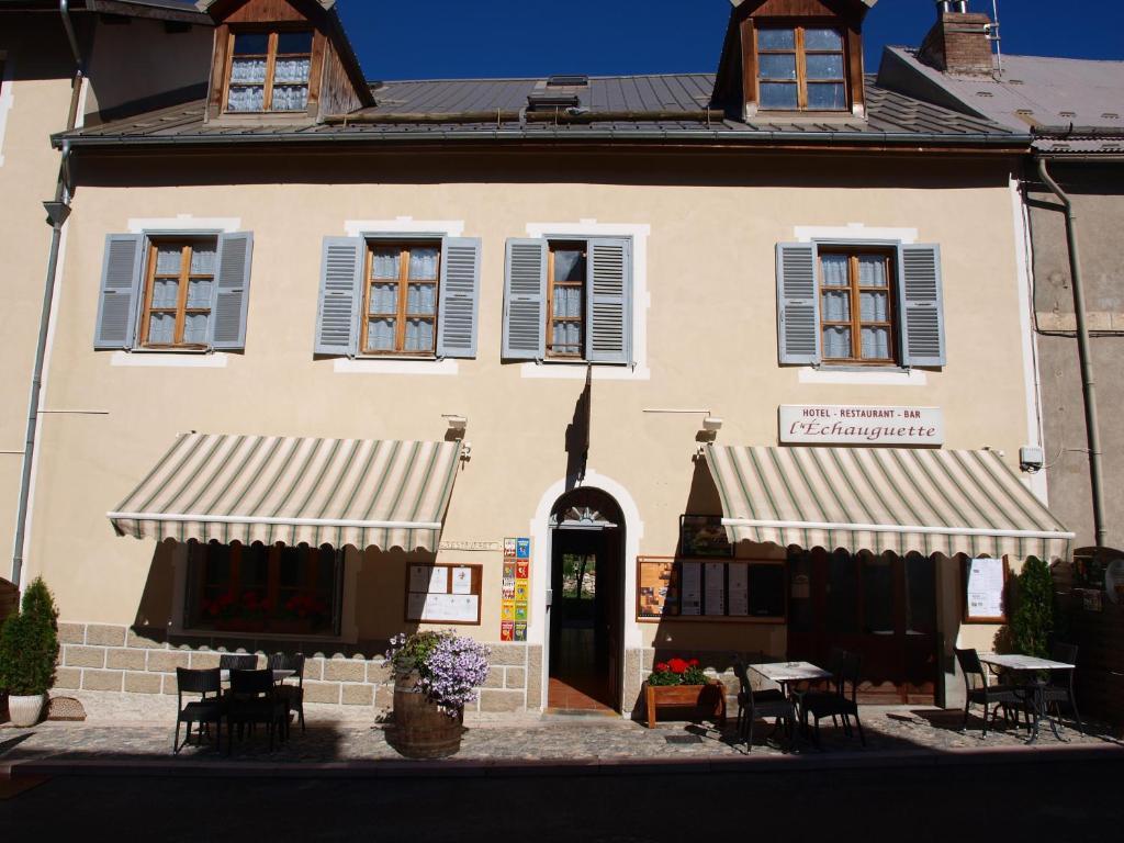 Auberge De L'Echauguette Mont-Dauphin Buitenkant foto